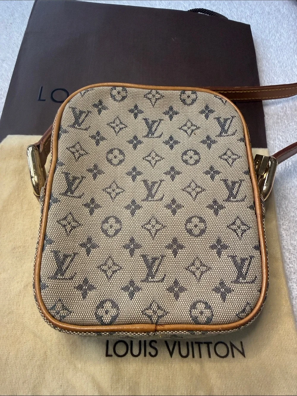 Louis Vuitton Monogram Mini Juliette PM Crossbody/Shoulder Bag - Picture 3 of 10